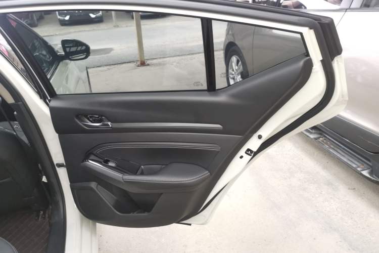 Used Nissan Teana 2021 2.0L XL Comfort Edition Right Rear Door Interior