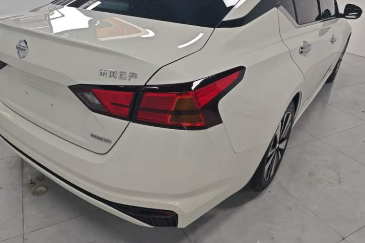 Used Nissan Teana 2021 2.0L XL Comfort Edition Right Rear Taillight