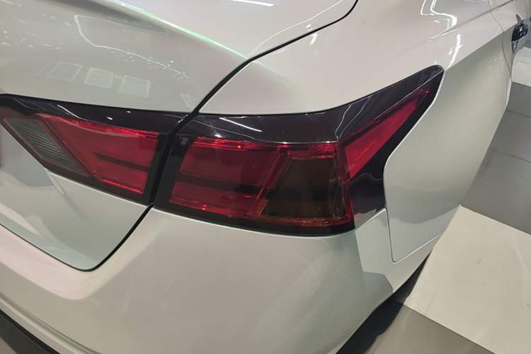 Used Nissan Teana 2021 2.0L XL Comfort Edition Right Rear Taillight