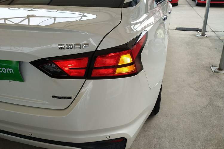 Used Nissan Teana 2021 2.0L XL Comfort Edition Right Rear Taillight