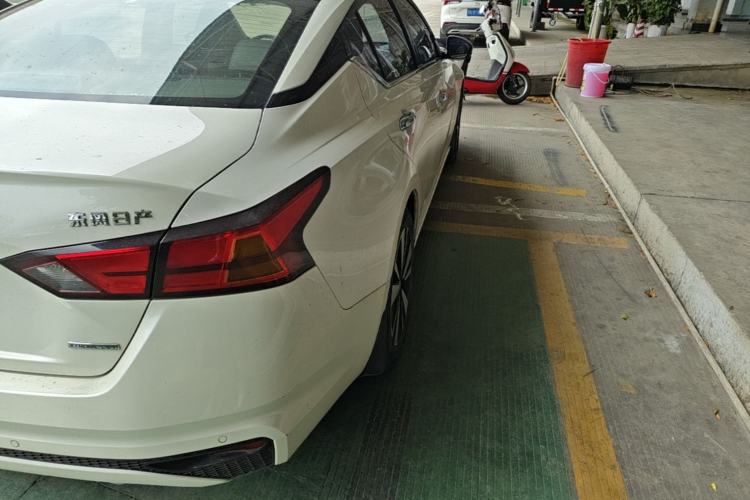Used Nissan Teana 2021 2.0L XL Comfort Edition Right Rear Taillight