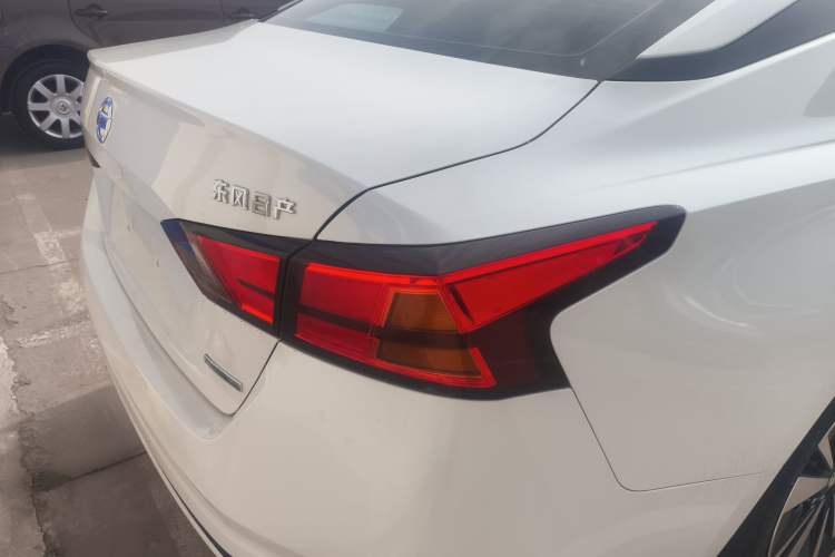 Used Nissan Teana 2021 2.0L XL Comfort Edition Right Rear Taillight