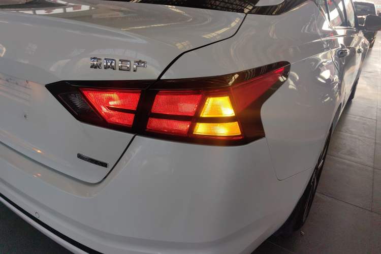 Used Nissan Teana 2021 2.0L XL Comfort Edition Right Rear Taillight