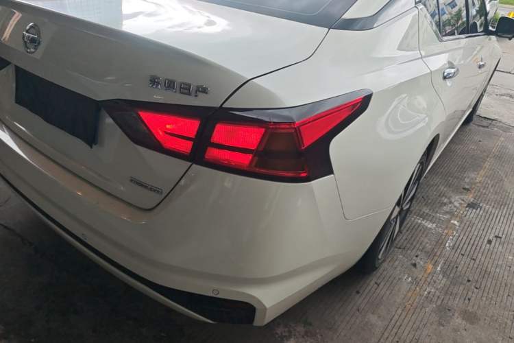 Used Nissan Teana 2021 2.0L XL Comfort Edition Right Rear Taillight