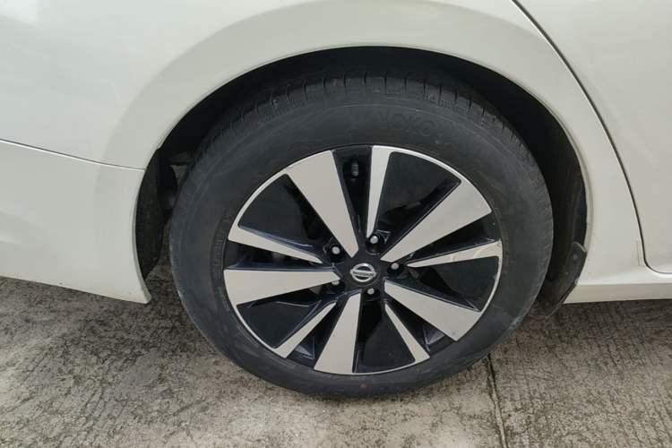 Used Nissan Teana 2021 2.0L XL Comfort Edition Right Rear Wheel Hub