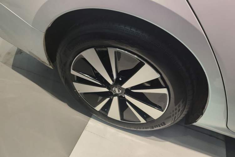 Used Nissan Teana 2021 2.0L XL Comfort Edition Right Rear Wheel Hub