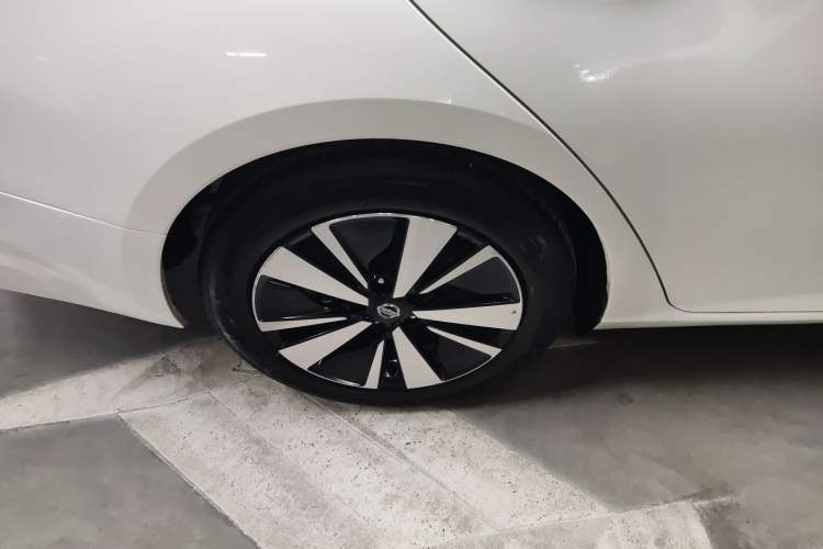 Used Nissan Teana 2021 2.0L XL Comfort Edition Right Rear Wheel Hub