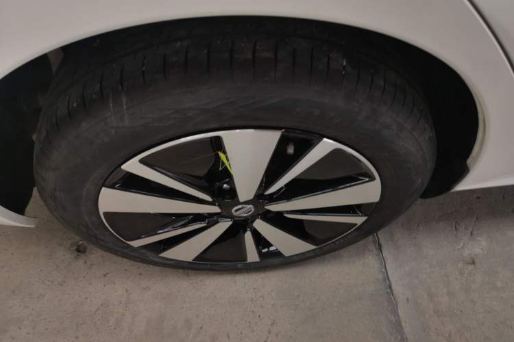 Used Nissan Teana 2021 2.0L XL Comfort Edition Right Rear Wheel Hub