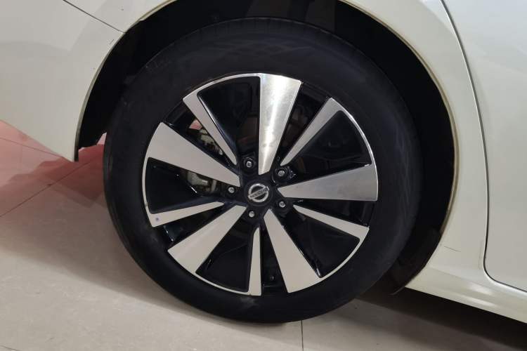 Used Nissan Teana 2021 2.0L XL Comfort Edition Right Rear Wheel Hub