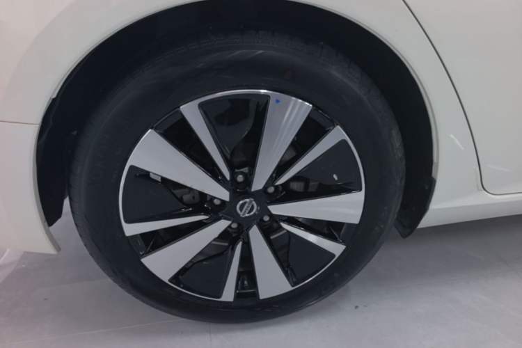 Used Nissan Teana 2021 2.0L XL Comfort Edition Right Rear Wheel Hub