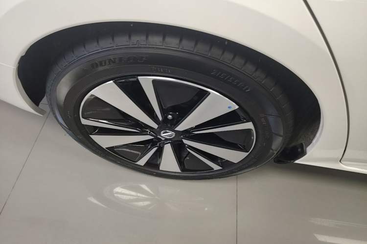 Used Nissan Teana 2021 2.0L XL Comfort Edition Right Rear Wheel Hub