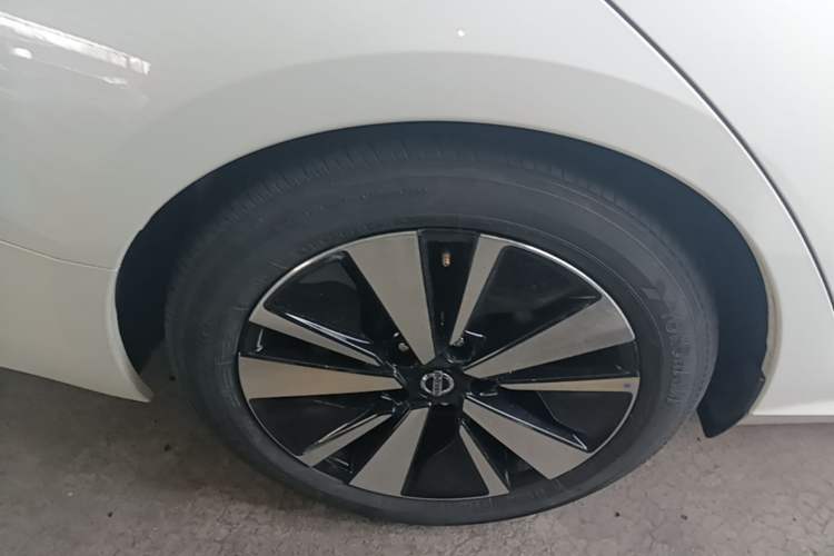 Used Nissan Teana 2021 2.0L XL Comfort Edition Right Rear Wheel Hub