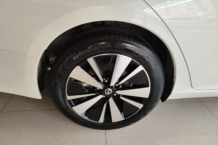 Used Nissan Teana 2021 2.0L XL Comfort Edition Right Rear Wheel Hub