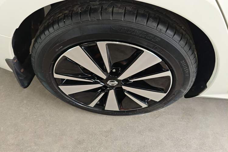 Used Nissan Teana 2021 2.0L XL Comfort Edition Right Rear Wheel Hub