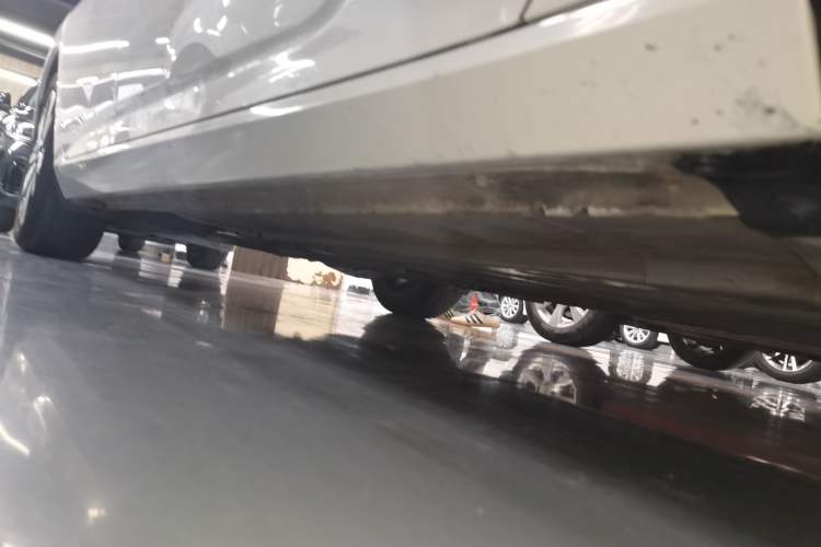 Used Nissan Teana 2021 2.0L XL Upper AD1 Smart Drive & Navigation Edition Right Side Sill