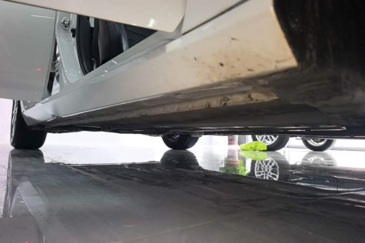 Used Nissan Teana 2021 2.0L XL Comfort Edition Right Side Sill