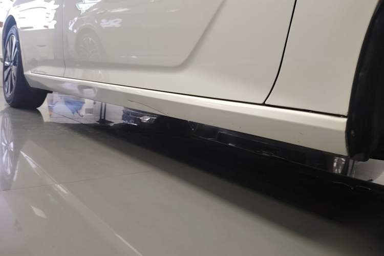 Used Nissan Teana 2021 2.0L XL Comfort Edition Right Side Sill