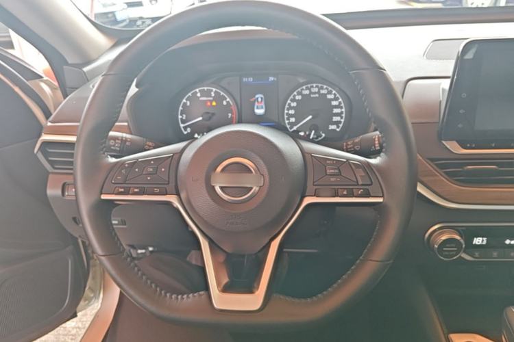 Used Nissan Teana 2021 2.0L XL Comfort Edition Steering Wheel