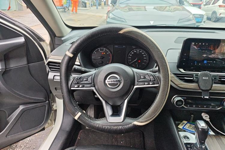 Used Nissan Teana 2021 2.0L XL Comfort Edition Steering Wheel