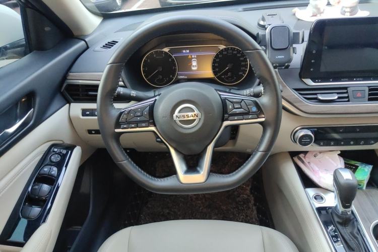 Used Nissan Teana 2021 2.0L XL Upper AD1 Smart Drive & Navigation Edition Steering Wheel