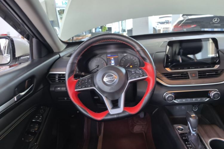 Used Nissan Teana 2021 2.0L XL Comfort Edition Steering Wheel