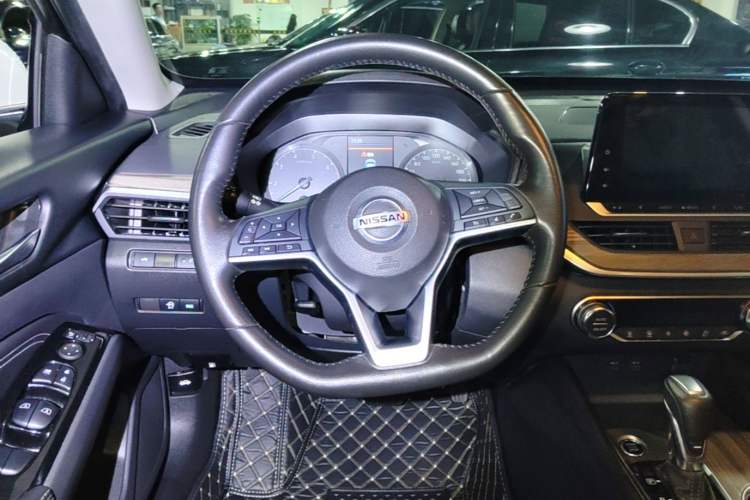 Used Nissan Teana 2021 2.0L XL Comfort Edition Steering Wheel