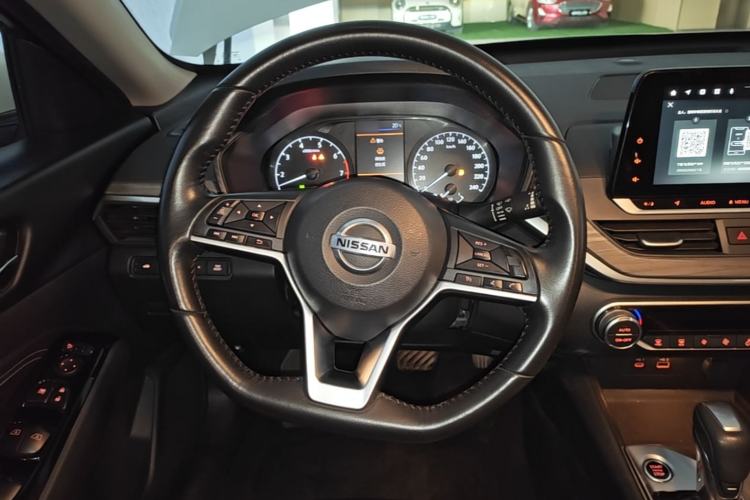 Used Nissan Teana 2021 2.0L XL Comfort Edition Steering Wheel