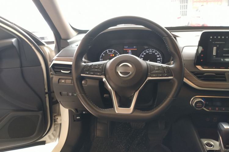 Used Nissan Teana 2021 2.0L XL Comfort Edition Steering Wheel