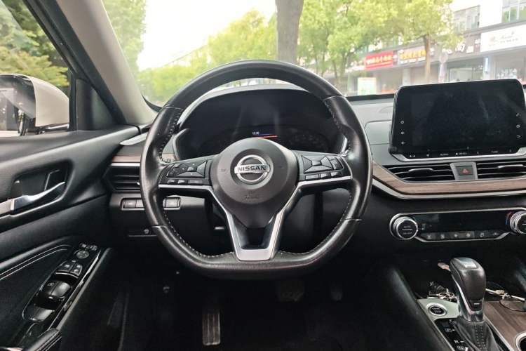 Used Nissan Teana 2021 2.0L XL Comfort Edition Steering Wheel