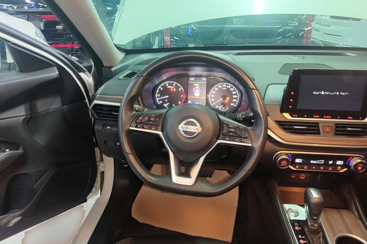 Used Nissan Teana 2021 2.0L XL Comfort Edition Steering Wheel