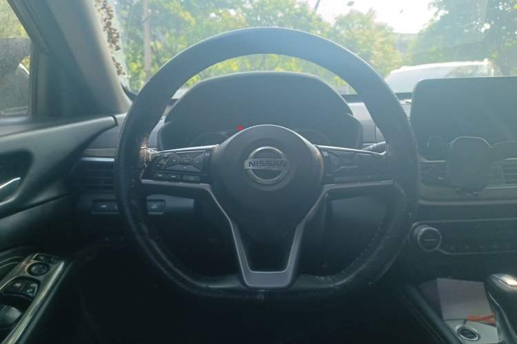 Used Nissan Teana 2021 2.0L XL Upper AD1 Smart Drive & Navigation Edition Steering Wheel