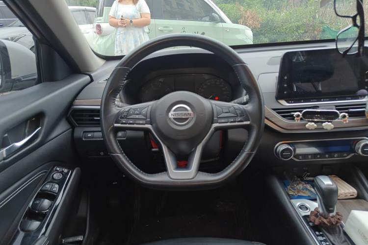 Used Nissan Teana 2021 2.0L XL Comfort Edition Steering Wheel