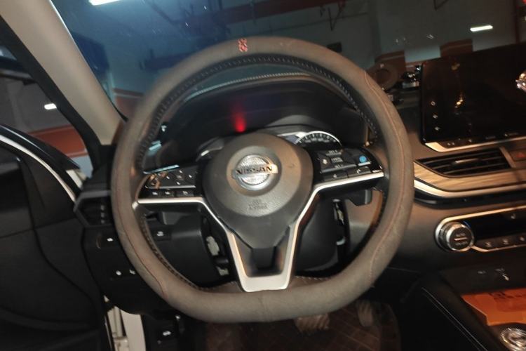 Used Nissan Teana 2021 2.0T XL Upper AD1 Smart Navigation Edition Steering Wheel