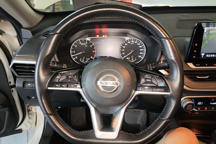 Used Nissan Teana 2021 2.0L XL Upper AD1 Smart Drive & Navigation Edition Steering Wheel