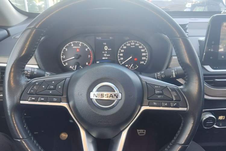 Used Nissan Teana 2021 2.0L XL Comfort Edition Steering Wheel