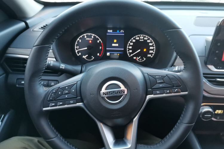 Used Nissan Teana 2021 2.0L XL Comfort Edition Steering Wheel