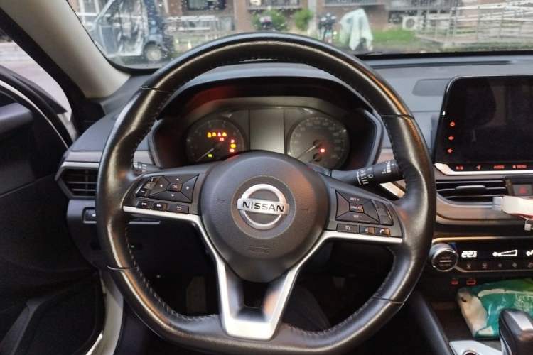 Used Nissan Teana 2021 2.0L XL Comfort Edition Steering Wheel