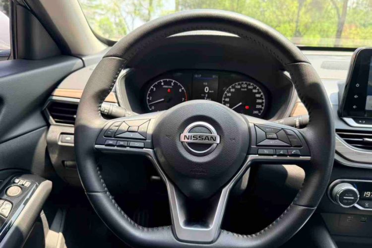 Used Nissan Teana 2021 2.0L XL Comfort Edition Steering Wheel
