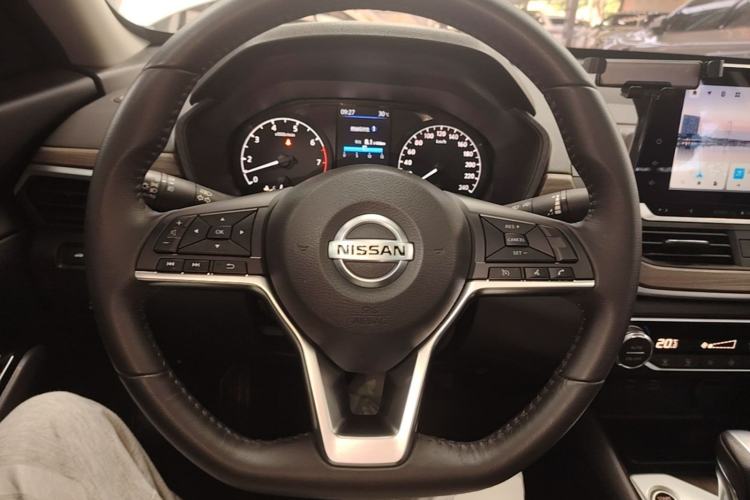 Used Nissan Teana 2021 2.0L XL Comfort Edition Steering Wheel