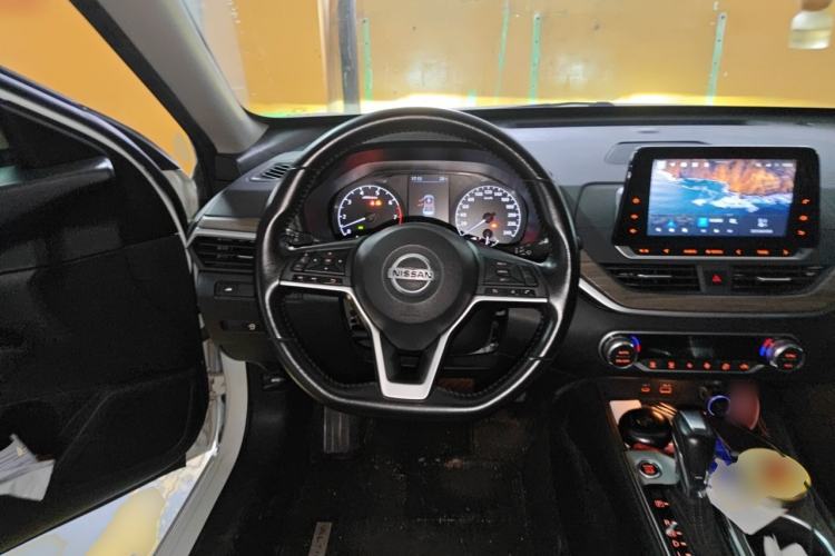 Used Nissan Teana 2021 2.0L XL Comfort Edition Steering Wheel