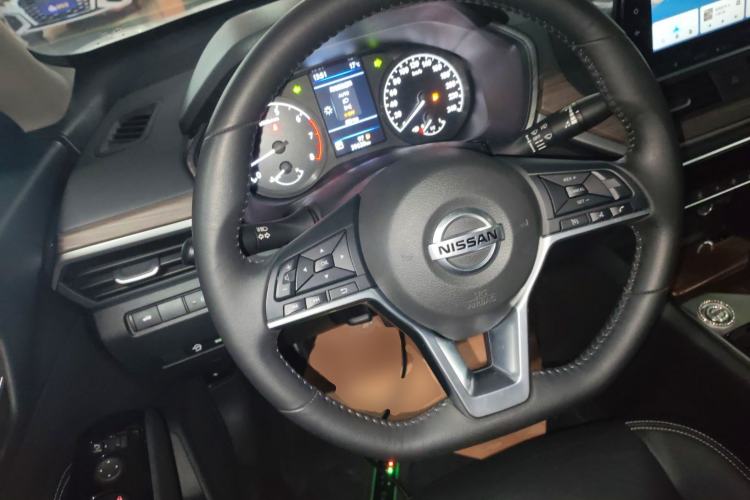 Used Nissan Teana 2021 2.0L XL Comfort Edition Steering Wheel