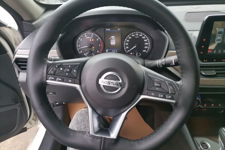 Used Nissan Teana 2021 2.0L XL Comfort Edition Steering Wheel