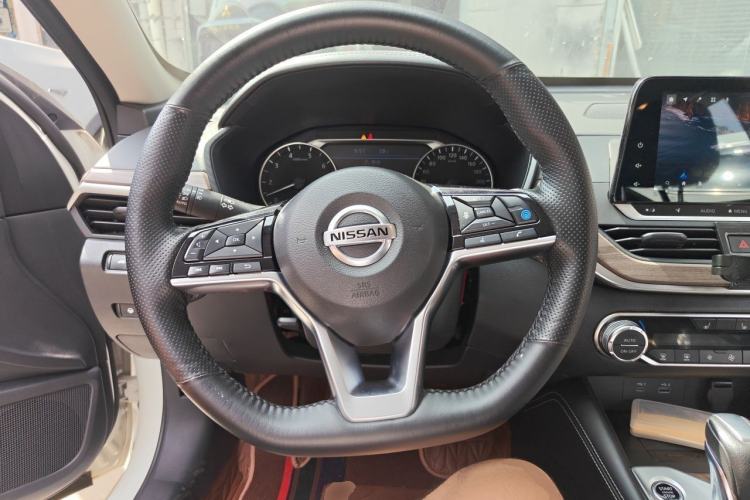 Used Nissan Teana 2021 2.0L XL Upper AD1 Smart Drive & Navigation Edition Steering Wheel