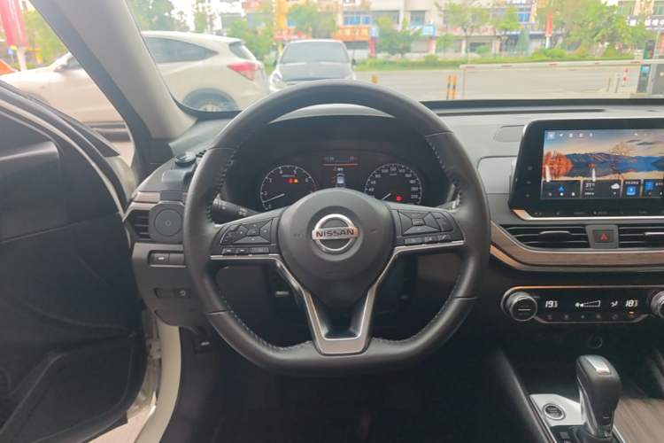 Used Nissan Teana 2021 2.0L XL Comfort Edition Steering Wheel