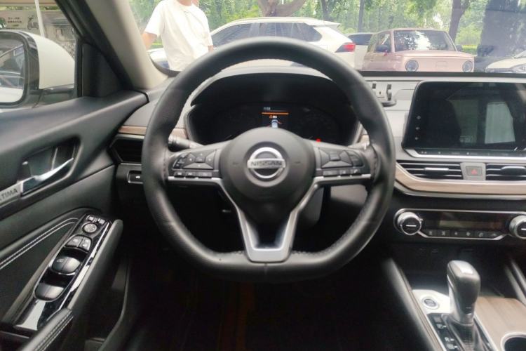 Used Nissan Teana 2021 2.0L XL Comfort Edition Steering Wheel