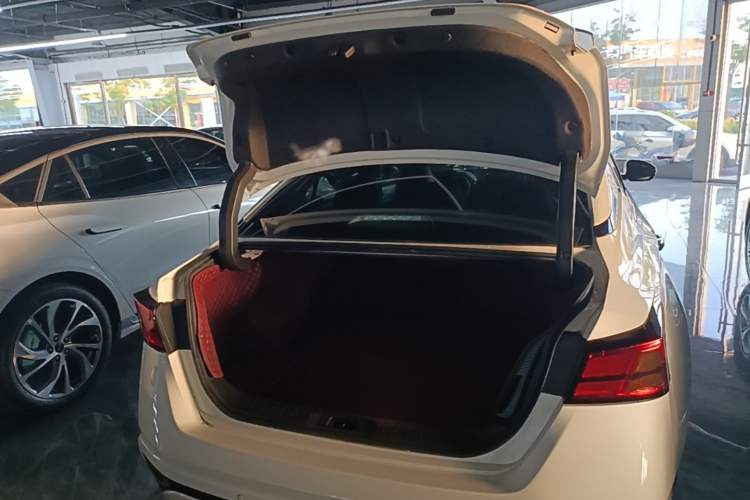 Used Nissan Teana 2021 2.0L XL Comfort Edition Trunk
