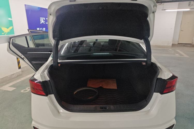 Used Nissan Teana 2021 2.0T XL Smart Upgrade Edition Trunk