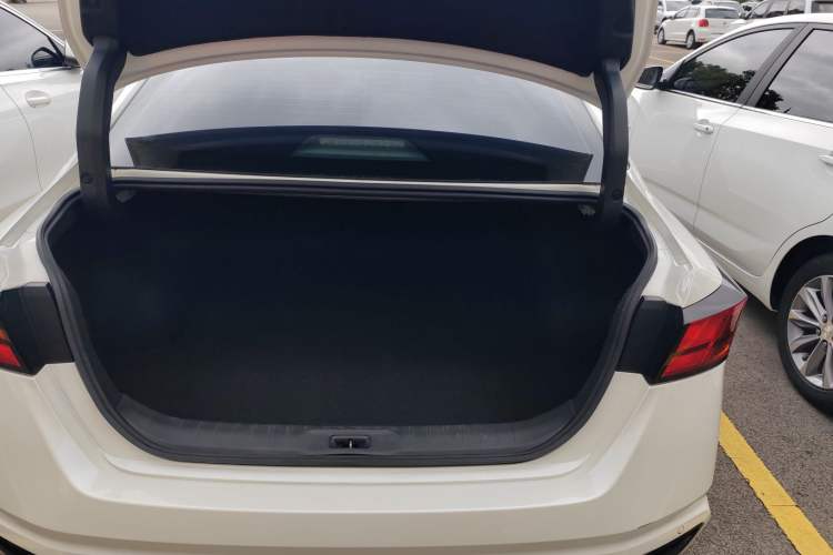 Used Nissan Teana 2021 2.0L XL Comfort Edition Trunk