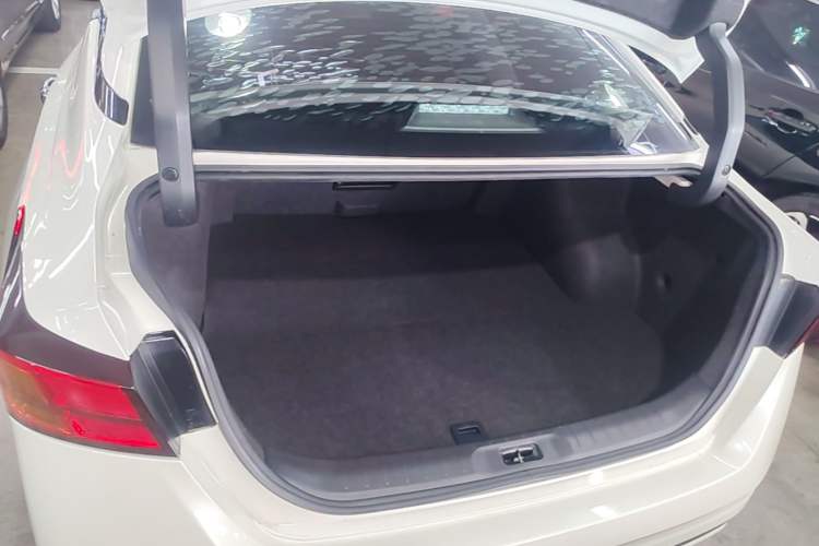 Used Nissan Teana 2021 2.0L XL Comfort Edition Trunk