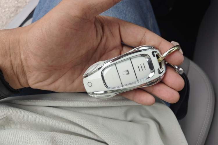 Used Nissan Teana 2021 2.0L XL Upper AD1 Smart Drive & Navigation Edition Vehicle Key